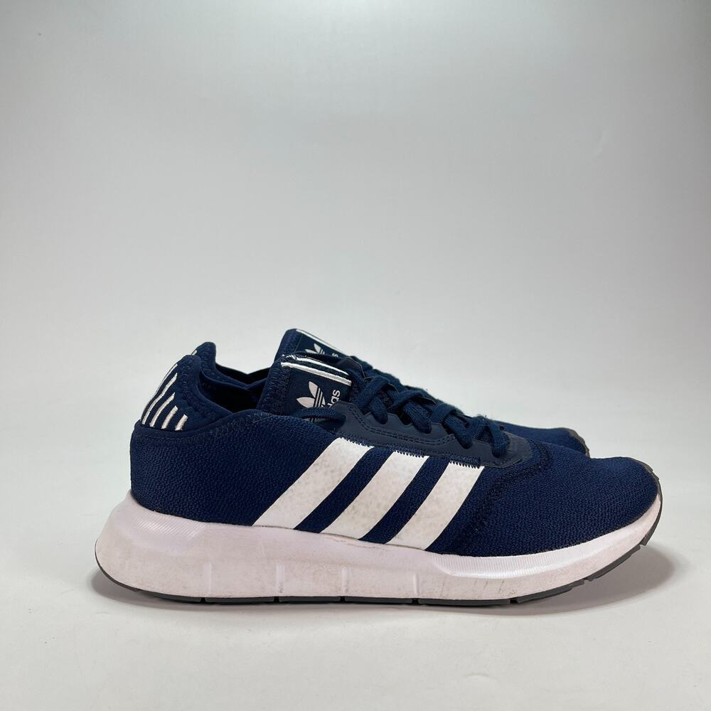 adidas Swift Run X Collegiate Navy White Casual Sneakers FY2137 Women's Size 10